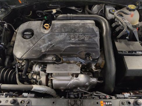 Used 2018 Chevrolet Malibu LS FWD image 30