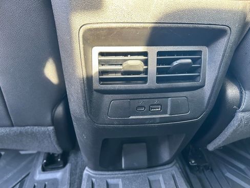 Used 2023 GMC Canyon AT4X image 20