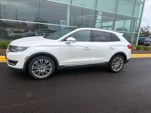 Used 2017 Lincoln MKX Reserve w/ Lincoln MKX Climate Package AWD/4WD image 18