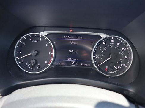 Certified 2025 Nissan Sentra SV FWD image 20