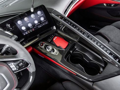 Used 2023 Chevrolet Corvette Z06 w/ Z07 Performance Package RWD image 34