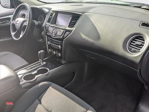 Used 2018 Nissan Pathfinder SV w/ Cargo Package image 22