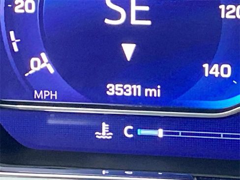 Used 2024 Chevrolet Silverado 2500 LTZ w/ LTZ Convenience Package image 18