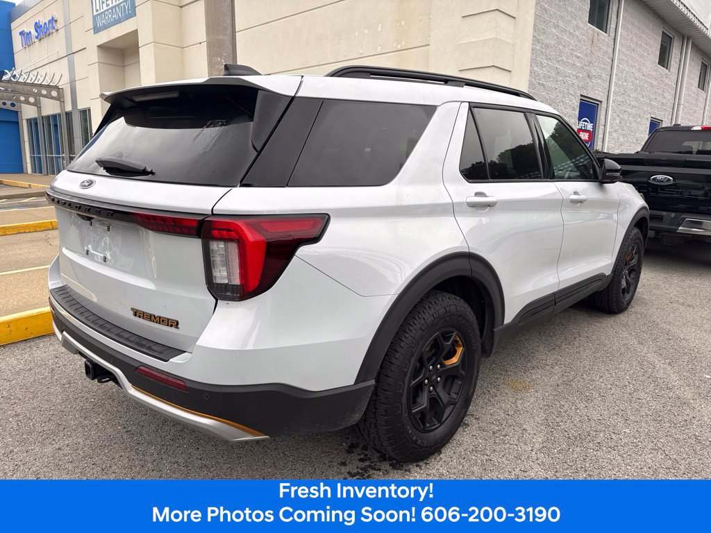 Used 2026 Ford Explorer Tremor w/ Tremor Convenience Package AWD/4WD image 6