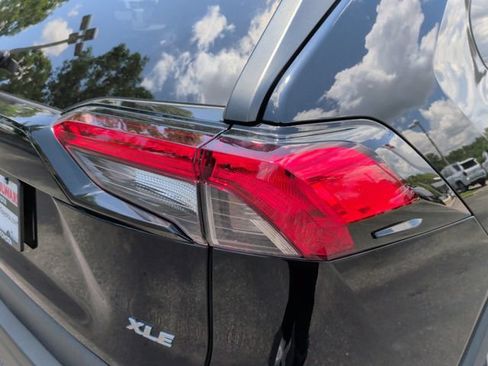 Used 2023 Toyota RAV4 XLE Premium FWD image 12