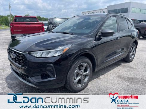 Used 2024 Ford Escape ST-Line w/ Tech Pack #1 AWD/4WD image 1