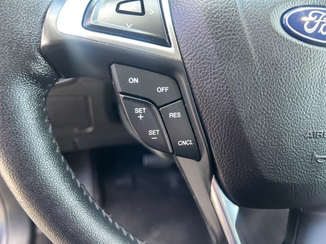 Used 2022 Ford Edge Titanium AWD/4WD image 15