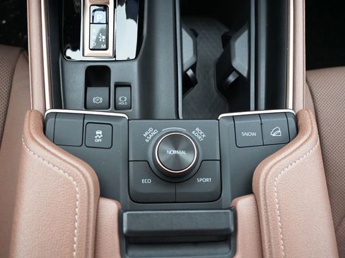 New 2026 Toyota Grand Highlander AWD Hybrid image 28