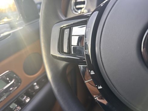 Certified 2024 Rolls-Royce Cullinan image 33