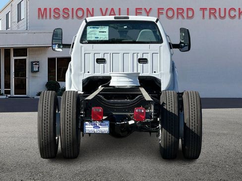 New 2027 Ford F650 2WD Regular Cab Super Duty image 5