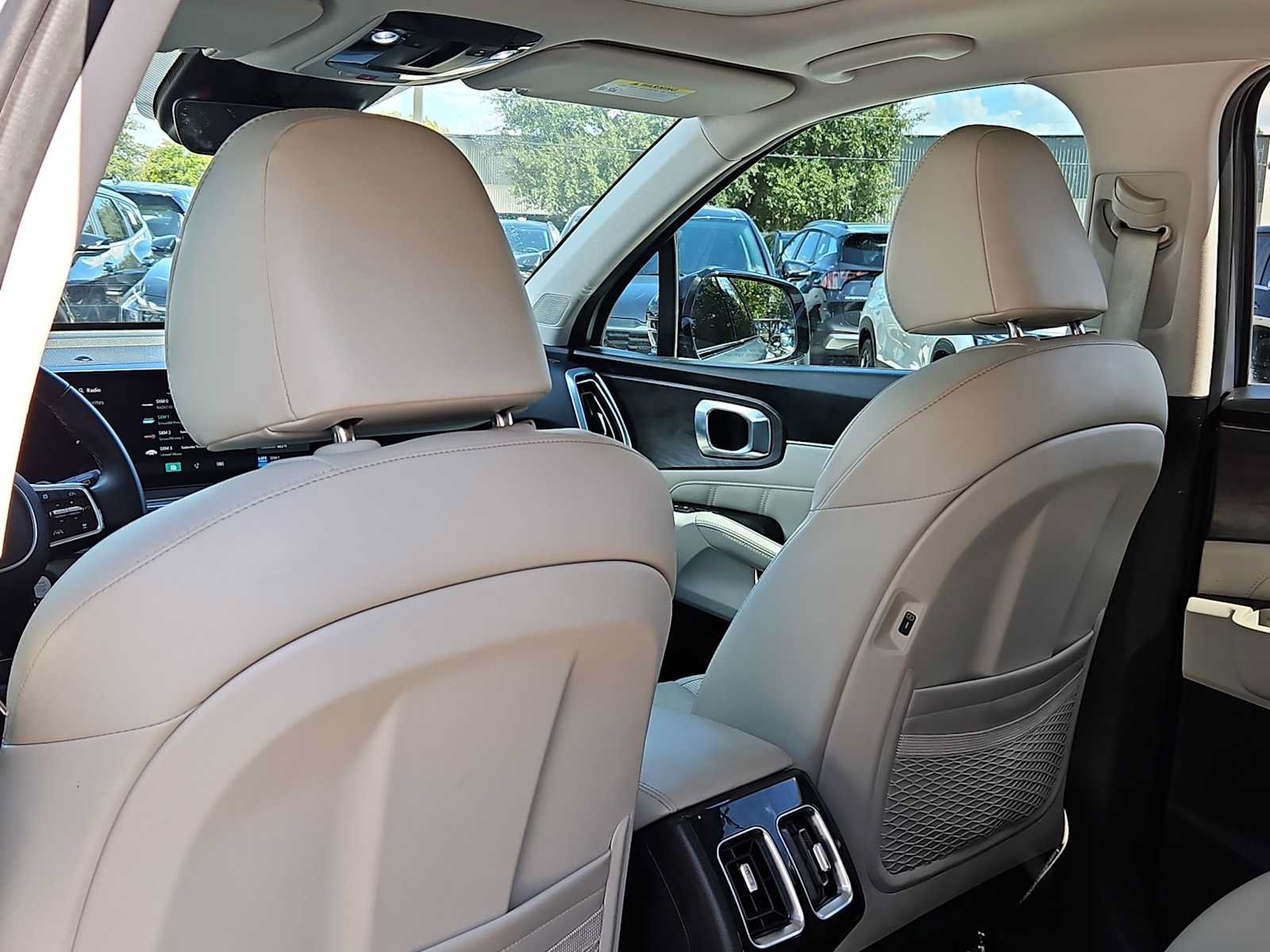 Certified 2024 Kia Sorento SX AWD/4WD image 14