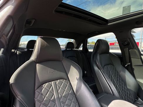 Used 2020 Audi S4 Premium Plus w/ Premium Plus Package AWD/4WD image 31