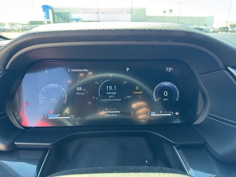 Used 2023 Jeep Grand Cherokee L Laredo image 16