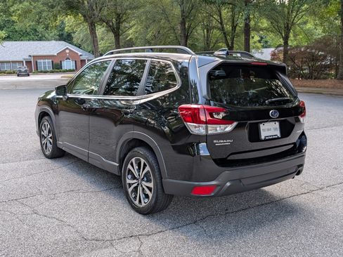 Used 2019 Subaru Forester Limited AWD/4WD image 3