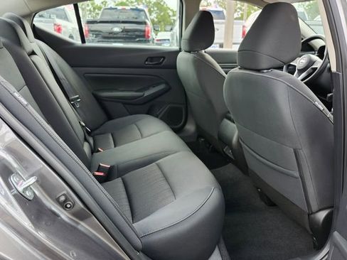 Used 2025 Nissan Altima 2.5 SV FWD image 15