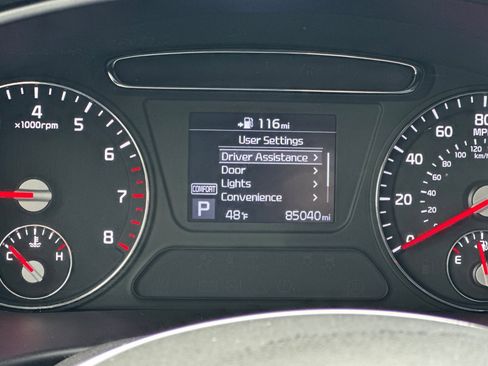 Used 2020 Kia Sorento S image 31