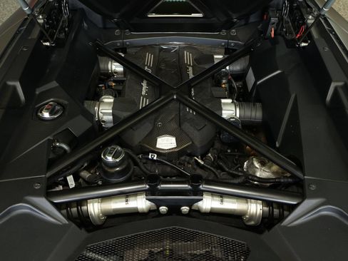 Used 2015 Lamborghini Aventador LP 700-4 AWD/4WD image 26