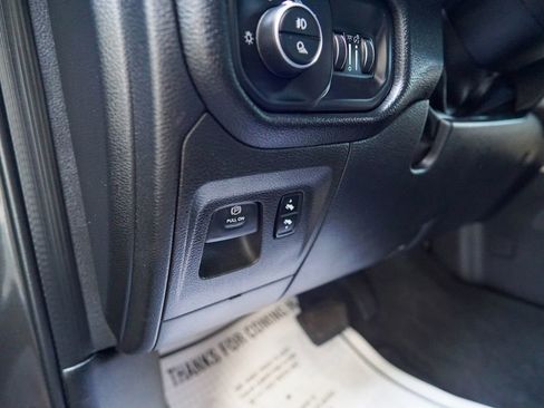Used 2019 RAM 1500 Laramie RWD image 22
