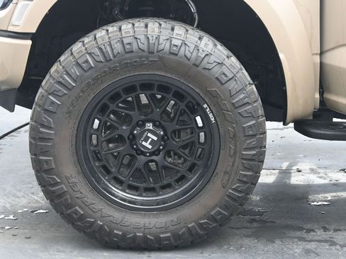 Used 2021 Ford F150 Raptor w/ Raptor 37 Performance Package AWD/4WD image 29