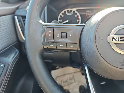 Used 2021 Nissan Rogue S AWD/4WD image 20