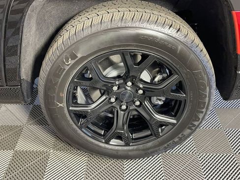 New 2025 Jeep Wagoneer Series II image 32