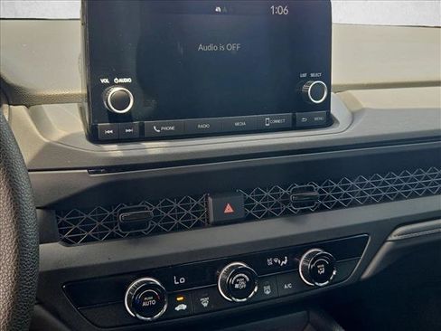Certified 2025 Honda Accord LX image 12