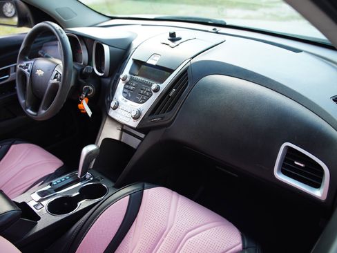 Used 2014 Chevrolet Equinox LS image 16