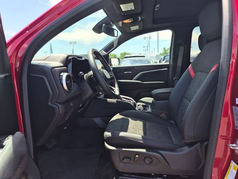 Used 2023 Chevrolet Colorado Z71 w/ Z71 Convenience Package 2 AWD/4WD image 16