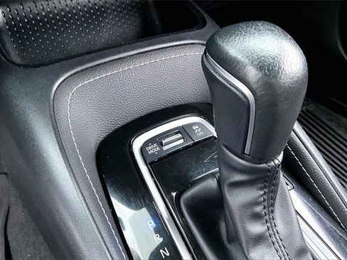 Used 2024 Toyota Corolla SE image 23