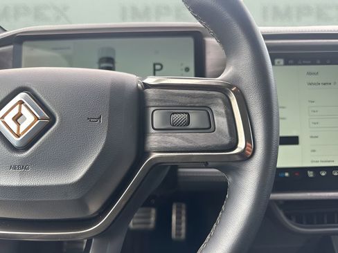 Used 2022 Rivian R1T Launch Edition image 18