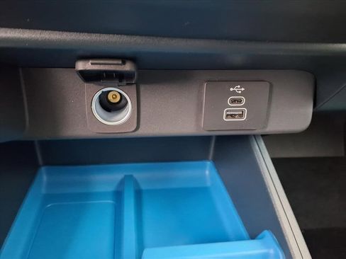 New 2026 Ford Maverick XLT image 11