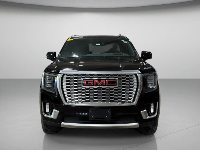 Used 2024 GMC Yukon Denali AWD/4WD image 9
