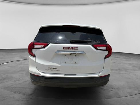 Used 2022 GMC Terrain SLE FWD image 11
