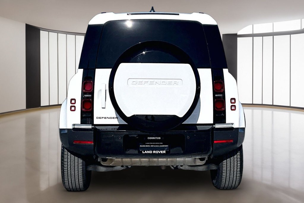 Certified 2024 Land Rover Defender 110 S AWD/4WD image 5