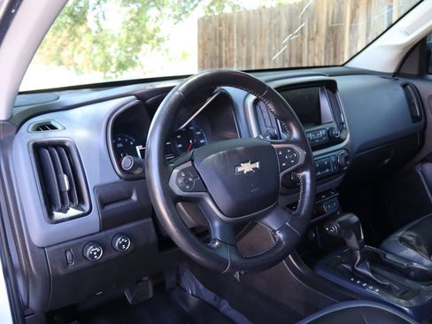 Used 2016 Chevrolet Colorado Z71 AWD/4WD image 15