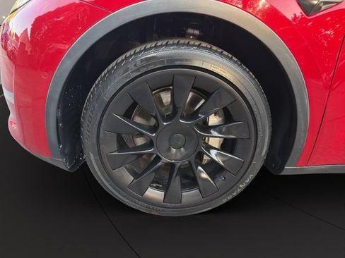 Used 2020 Tesla Model Y Long Range AWD/4WD image 21