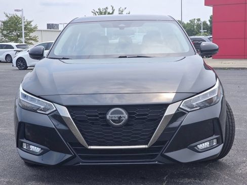 Used 2023 Nissan Sentra SR w/ Trunk Package FWD image 8