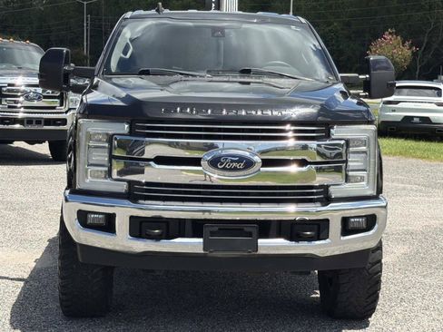 Used 2019 Ford F250 Lariat w/ Lariat Ultimate Package AWD/4WD image 2