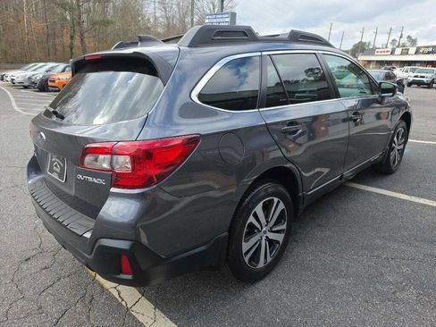 Used 2018 Subaru Outback 2.5i Limited image 5