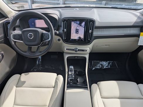 New 2025 Volvo XC40 B5 Plus w/ Climate Package image 15