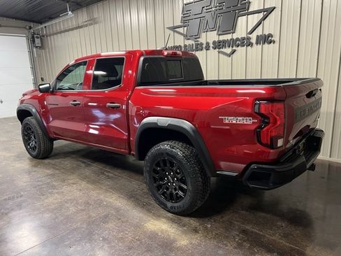 Used 2024 Chevrolet Colorado Trail Boss w/ Advanced Trailering Package image 5