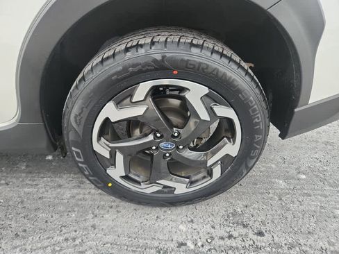 Used 2023 Subaru Crosstrek 2.5i Limited w/ Moonroof Package image 11