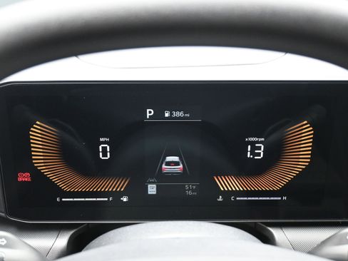 New 2025 Kia K4 LXS image 5