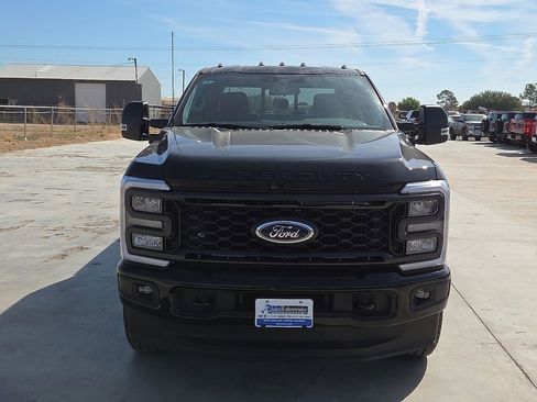 Used 2026 Ford F350 4x4 Crew Cab Super Duty image 8