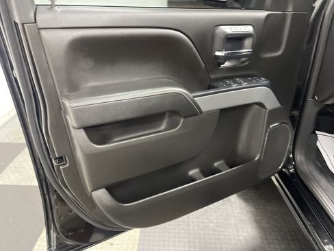Used 2018 Chevrolet Silverado 1500 LTZ Z71 w/ Midnight Edition AWD/4WD image 10