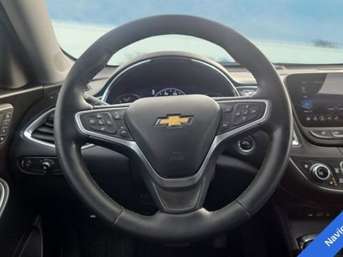 Used 2023 Chevrolet Malibu LT w/ Driver Confidence Package image 3