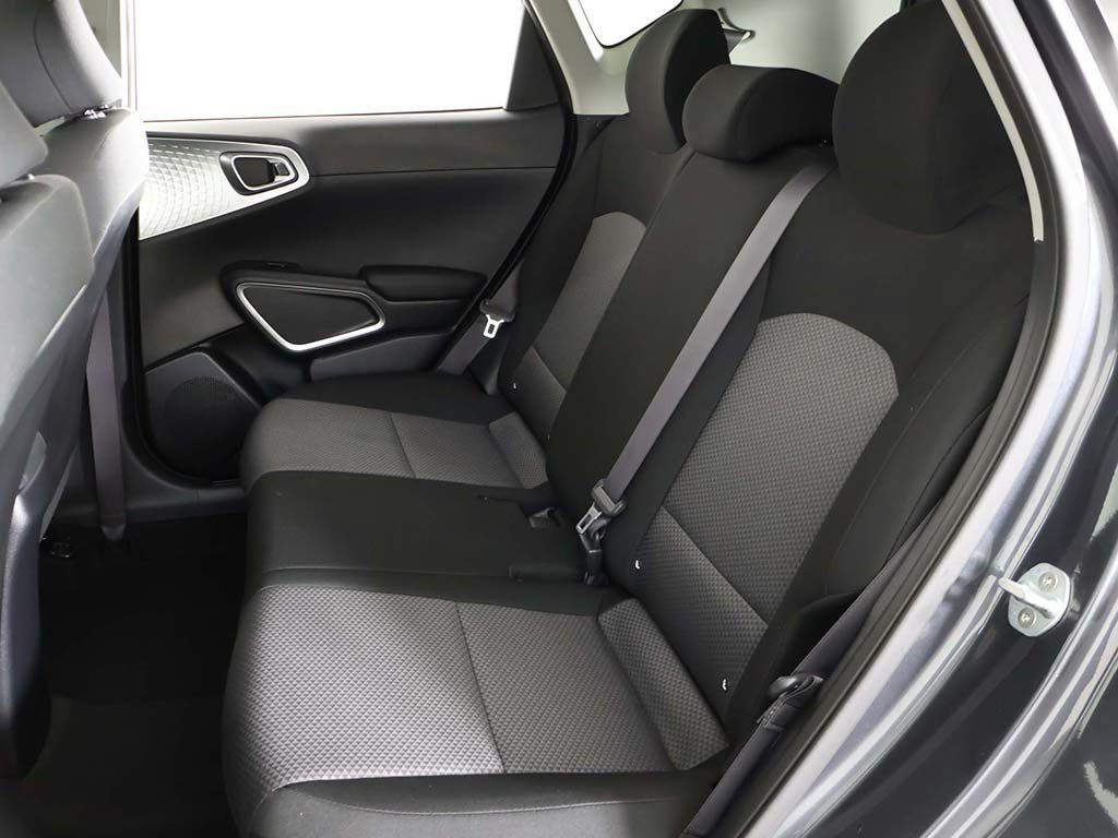 Used 2020 Kia Soul LX FWD image 29