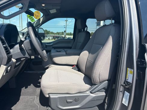 Used 2022 Ford F250 XLT w/ XLT Premium Package image 10