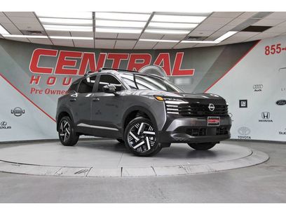 Used 2026 Nissan Kicks SV w/ SV Premium Package