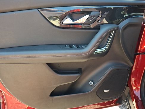 Certified 2024 Chevrolet Blazer RS w/ Enhanced Convenience Package AWD/4WD image 15